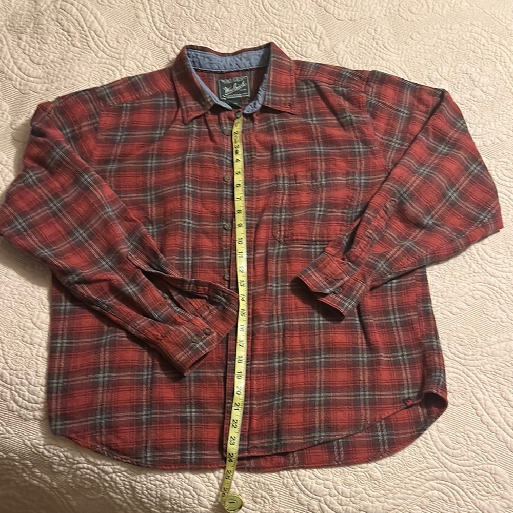 Men’s Large Woolrich Red and Black Plaid Shirt